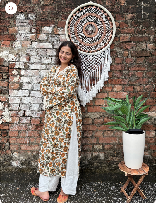 Zafran Pakistani Kurti