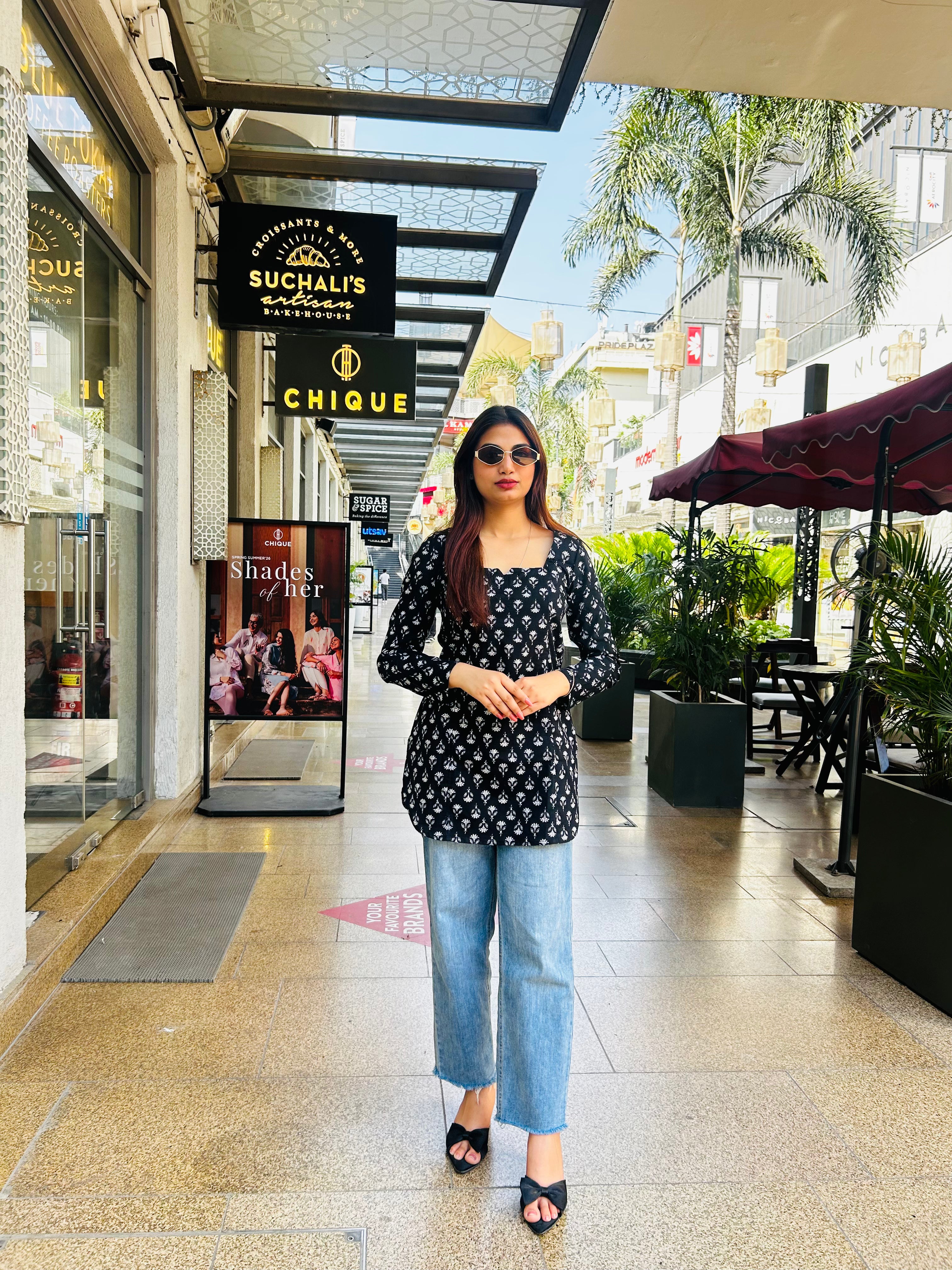 Chandani black Kurti with Elegant Fit