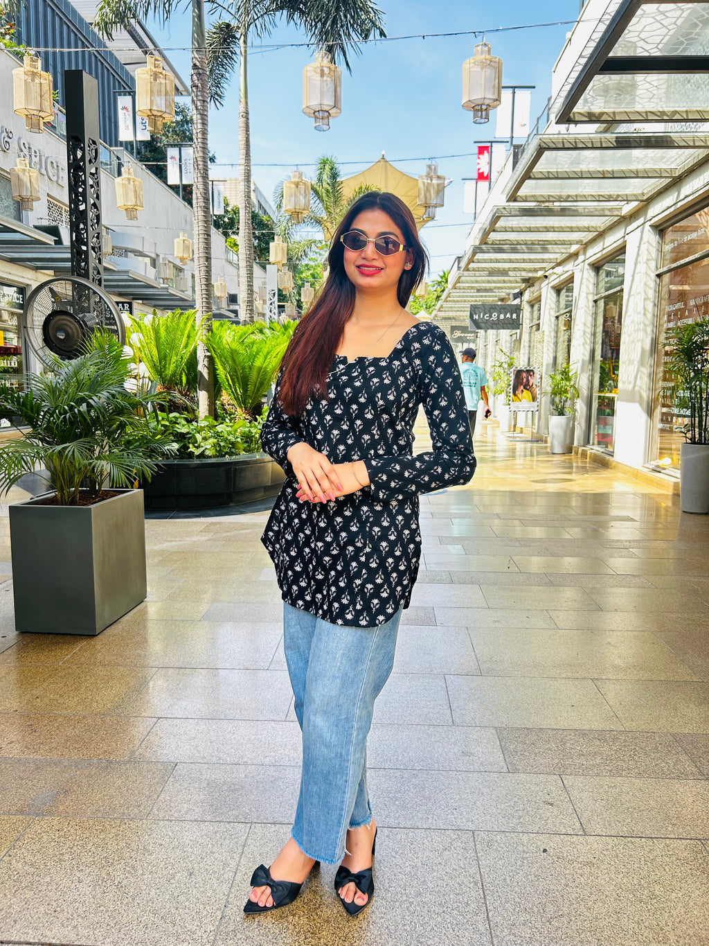 Chandani black Kurti with Elegant Fit